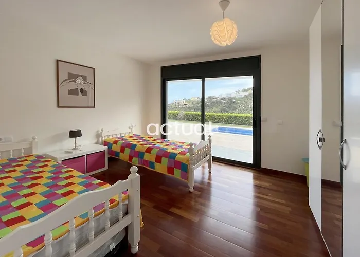 Casa Mas Nou 44 Βίλα